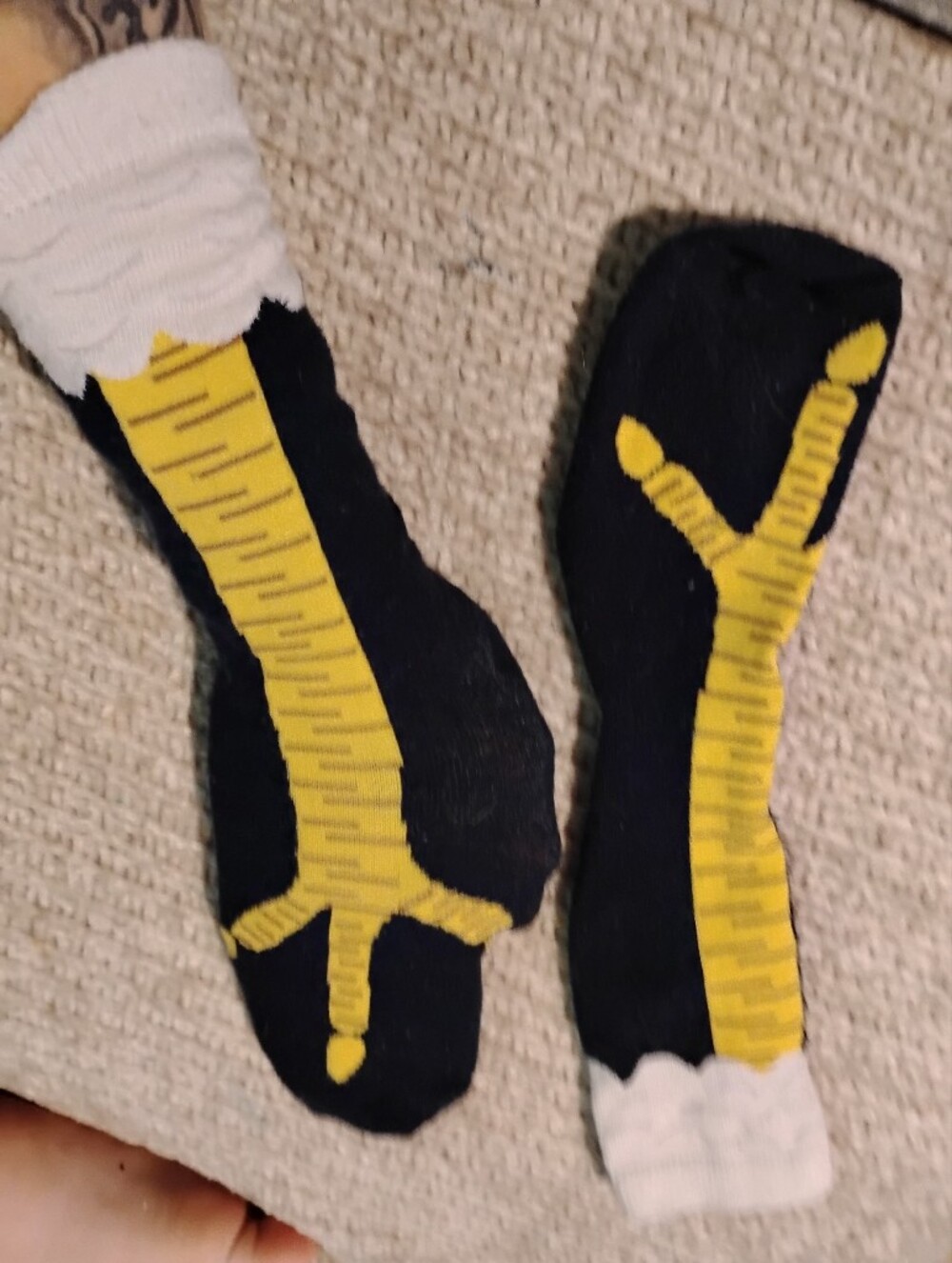 Men's Black & Yellow Crew Socks - Athletic Style
